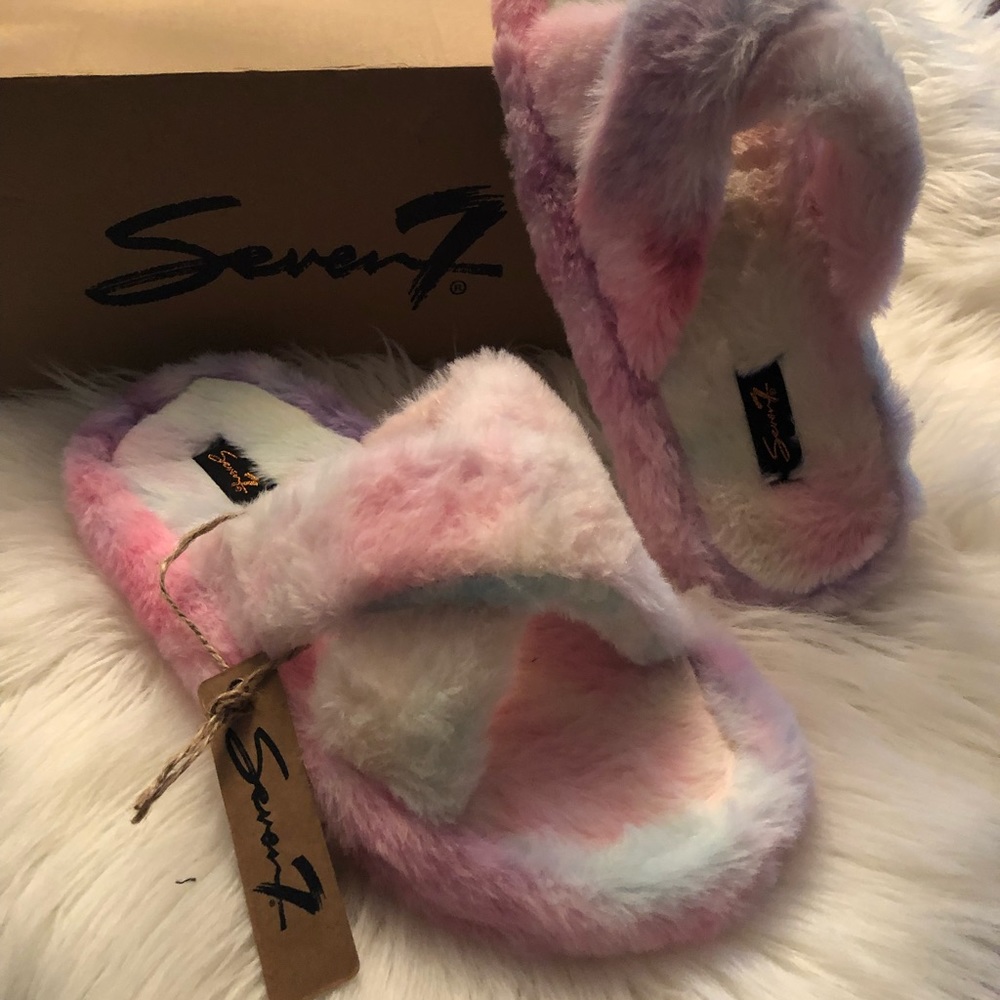 Faux Fur Slides